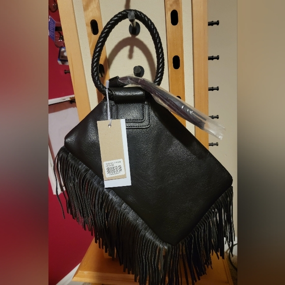 Calin Collection Wristlet - Picture 4 of 4